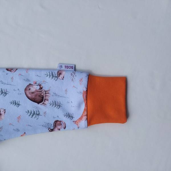 Sett med bukse og genser